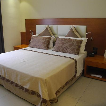 Hotel Agora Sure Hotel Collection By Best Western 拉戈帕特里亚 外观 照片