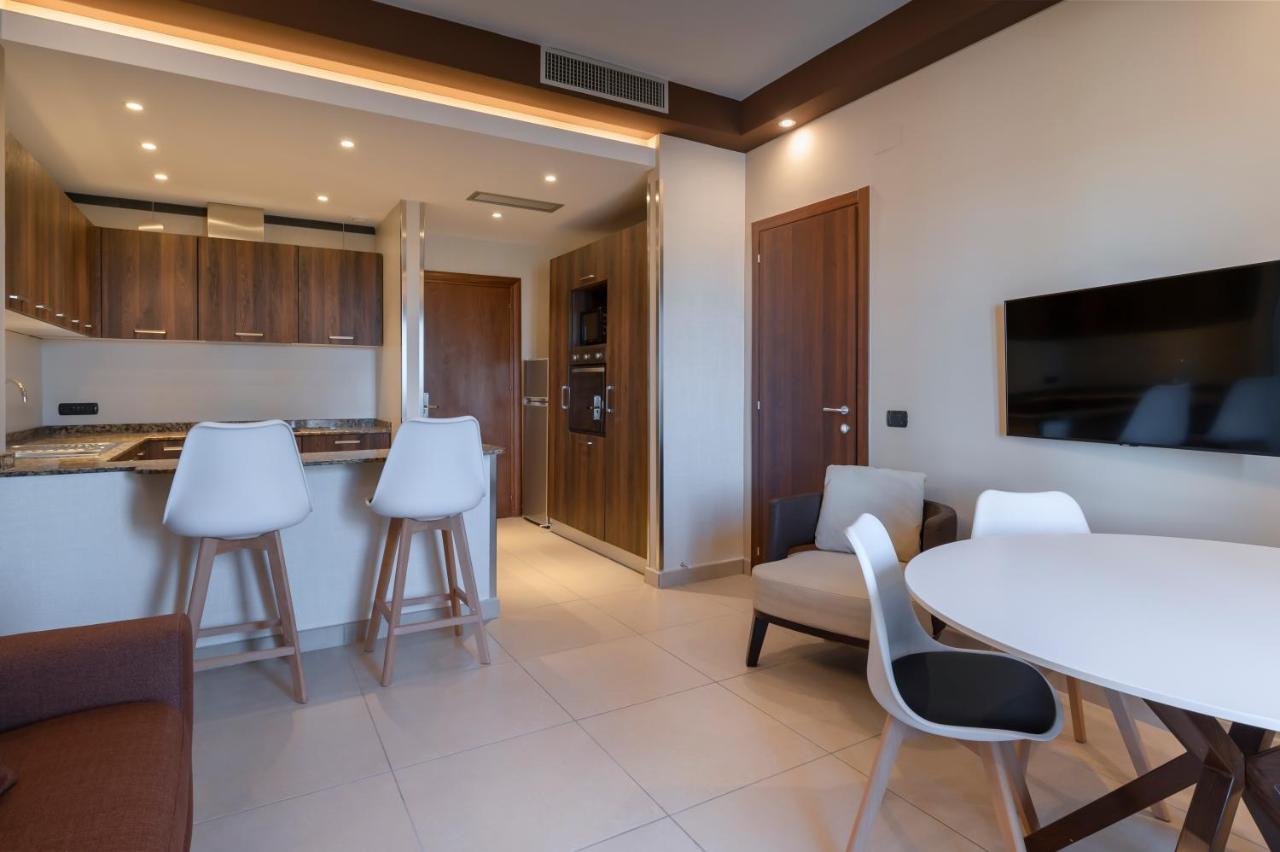 Hotel Agora Sure Hotel Collection By Best Western 拉戈帕特里亚 外观 照片