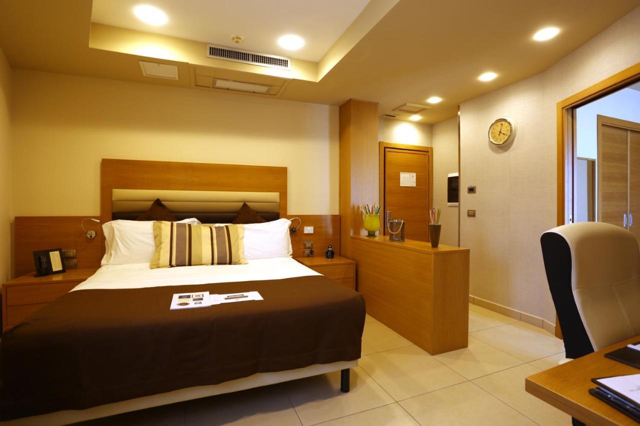 Hotel Agora Sure Hotel Collection By Best Western 拉戈帕特里亚 外观 照片